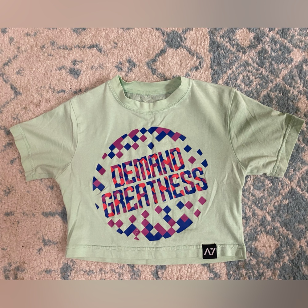 A7 bar grip crop top